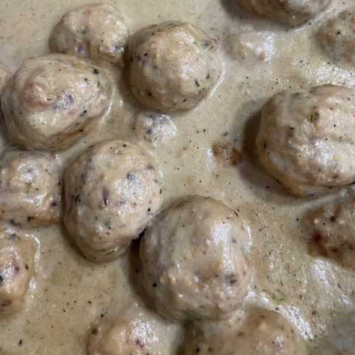 Albóndigas de pollo ,jamón al Roquefort